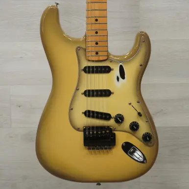 Money Back Guarantee Used Fender Stratocaster Vintage Electric Guitar Antigua