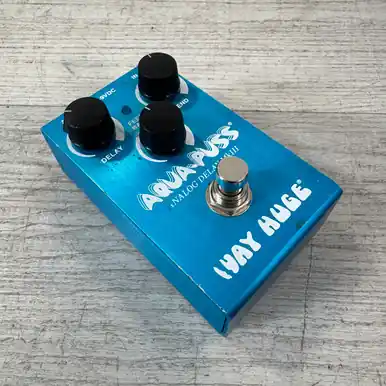 Used Way Huge Smalls Aqua Puss - Analog Delay Pedal Genuine