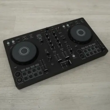 Used Pioneer DDJ-FLX4 Turntable Editor’s Pick