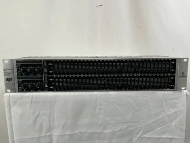 Used Behringer FBQ3102 ULTRAGRAPH PRO EQ Equalizer Hot Deal