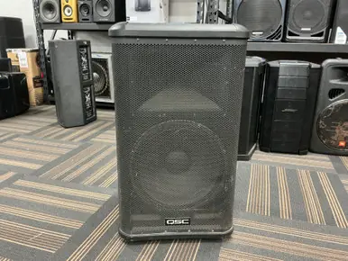Holiday Sale Used QSC HPR152F Powered Full Range Speaker Cabinet