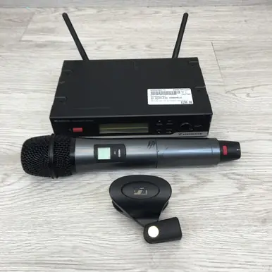 Used Sennheiser XS WIRELESS HANDHELD Wireless Microphone Reduced Price
