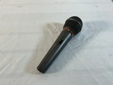 Used ZENESIS DYNAMIC MIC Dynamic Microphone Crafted