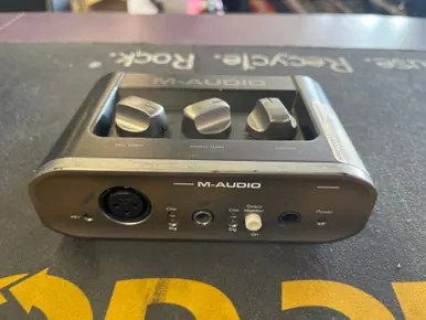 Used M-Audio FAST TRACK Computer Interface 1 A/D Recording Inputs Limited Offer
