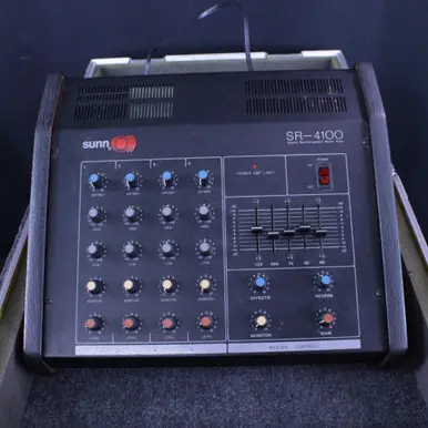 Used Sunn SR-4100 W/CASE Mixing Console Crafted