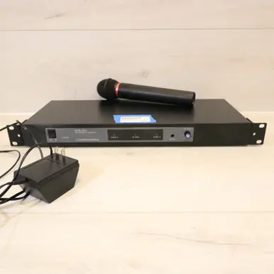 Used Audio Technica ATW-T28 / ATW-R11 Microphone Express Delivery