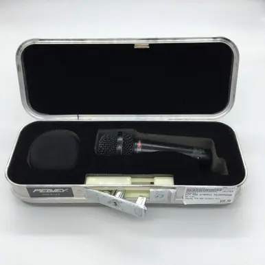 Shop Now Used Peavey PVM 580 DYNAMIC MICROPHONE Dynamic Microphone