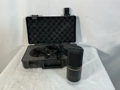 Seasonal Sale Used MXL 770 + MOUNT AND CASE Condenser Microphone