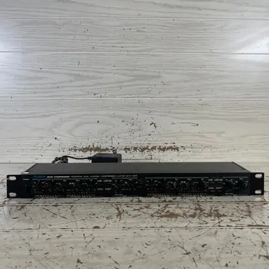 Deal Used Alesis 3630 COMPRESSOR Compressor