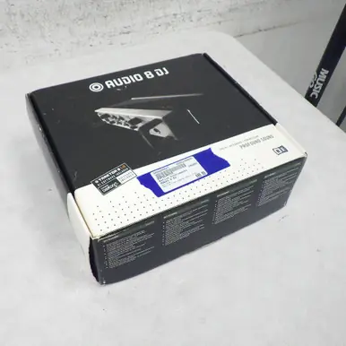 Used Native Instruments AUDIO 8 DJ DJ Mixer Seasonal Sale