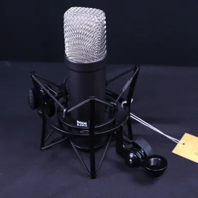 Get Yours Used Rode NT1 CLASSIC MIC W/SHOCK MOUNT Condenser Microphone