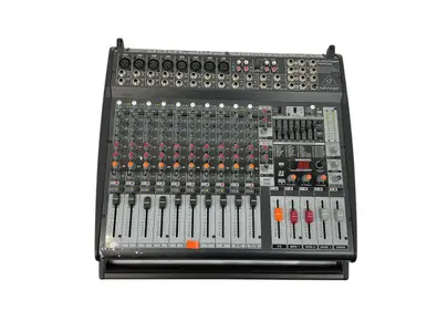 Free Returns Used Behringer PMP4000 Powered Mixer