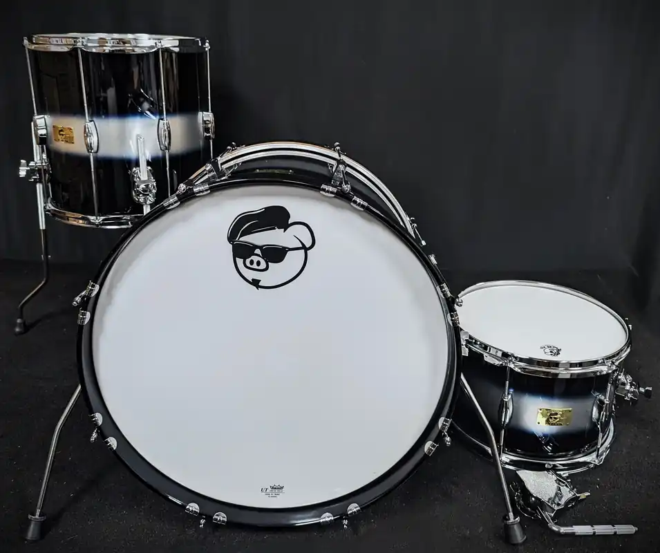 Price Drop Hip Pig Blue Silver Duco 3-Piece Shell Pack– Dave's Guitar Shop
