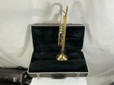 Don’t Miss Out Used Selmer BUNDY TRUMPET Trumpet
