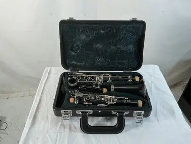 Used Yamaha YCL250 Resonite Clarinet Bulk Order