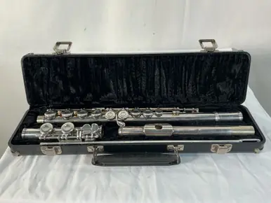 Used Armstrong 104 STUDENT FLUTE Student Flute Order Now