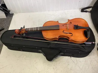 Used CARLO ROBELLI 3/4 CR209 Violin 3/4 Size Fast Shipping
