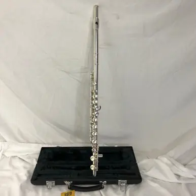 Used Yamaha 221 Student Flute Price Cut