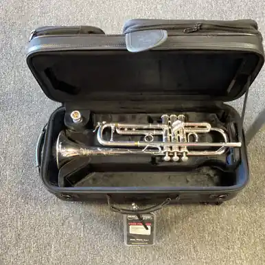Used Eastman ETR824R Trumpet Must Have