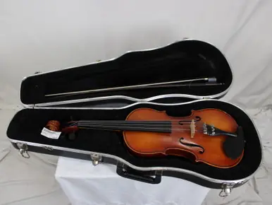 Authentic Used HERMAN BEYER E210 Viola 15"