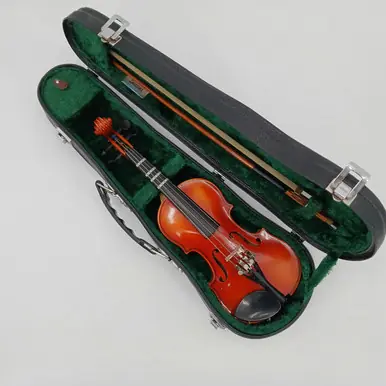 Editor’s Pick Used Suzuki 101RR 1/10 Violins Violins