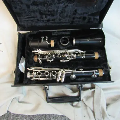 Used Vito RESO-TONE 3 Clarinets Clarinets Trending