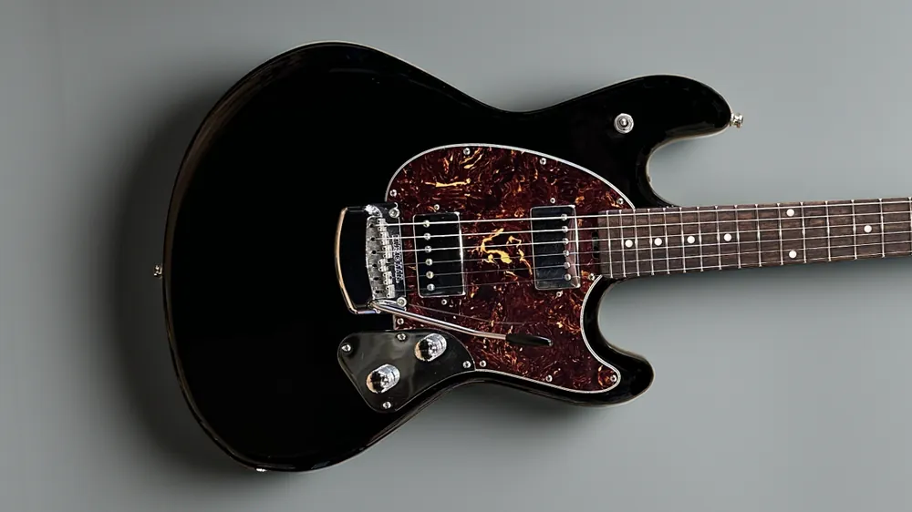 Low Price StingRay '16– Dave's Guitar Shop