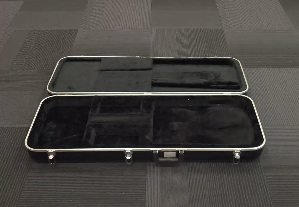 Multi-Fit Electric Case, Recent– Dave's Guitar Shop Instant Buy