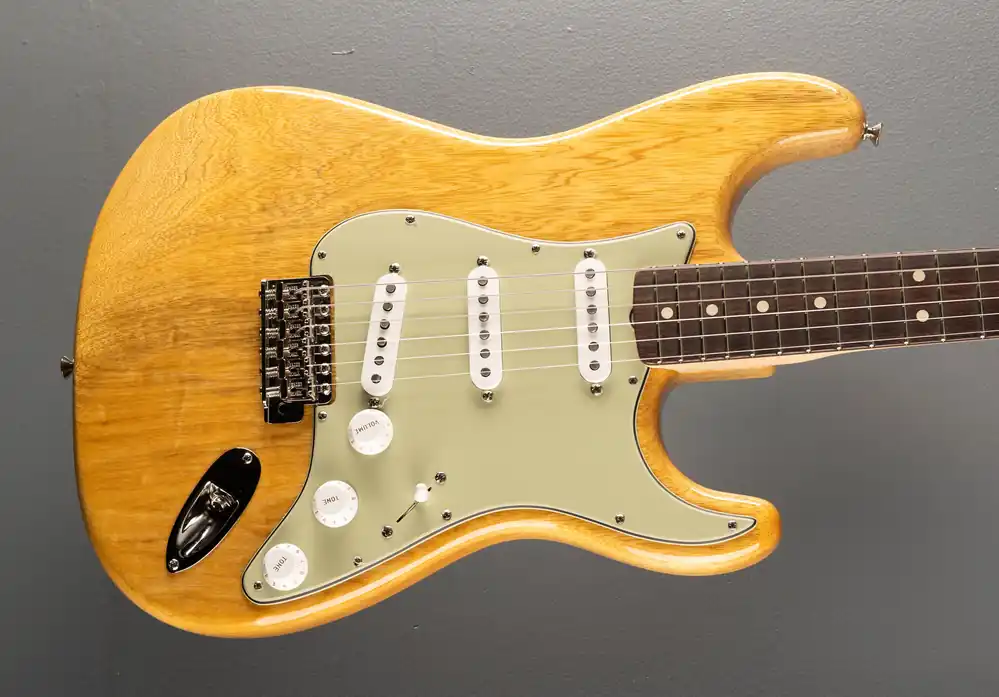 1963 NOS Korina Strat– Dave's Guitar Shop Markdown