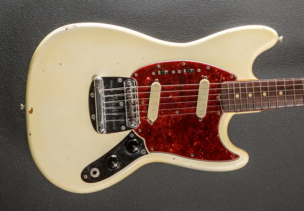 Sale Used Mustang '64– Dave's Guitar Shop