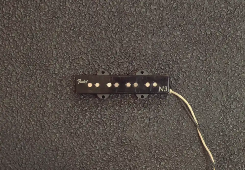 In Demand N3 Noiseless Jazz Bass Pickup - Neck, Recent– Dave's Guitar Shop