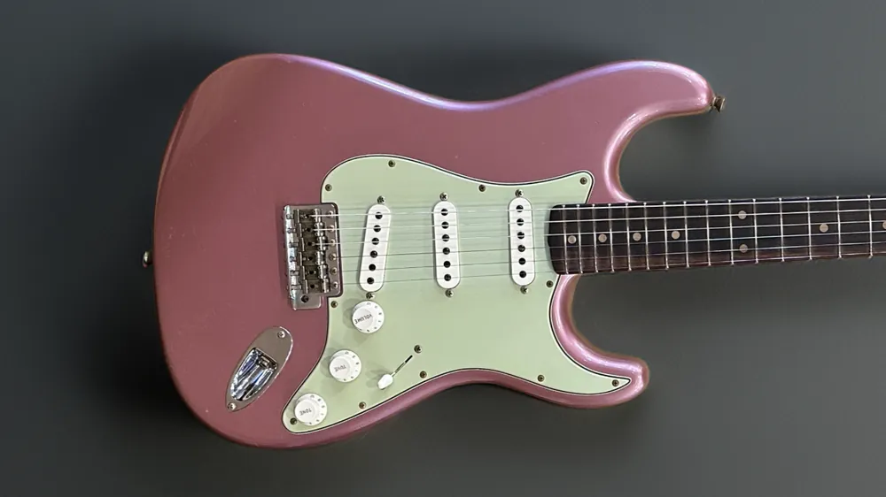 Price Cut 1960 Journeyman Relic Strat– Dave's Guitar Shop