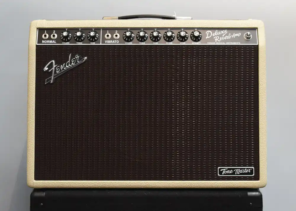 Brand New Tone Master Deluxe Reverb - Blonde– Dave's Guitar Shop
